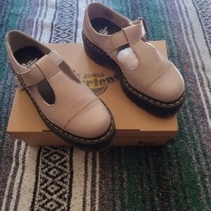 Doc Marten Platform Shoes Taupe Sz 8 Brand New